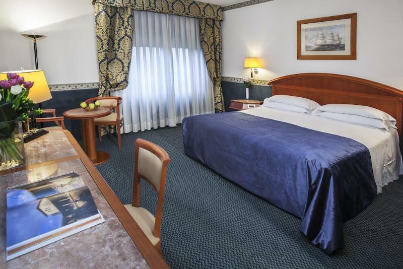 Starhotels Vespucci Campi Bisenzio Eksteriør bilde